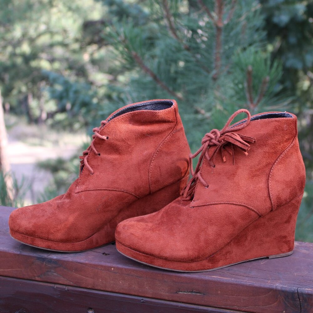 🎉5xHP🎉REPORT Jimminy Wedge Boots Suede 7.5M